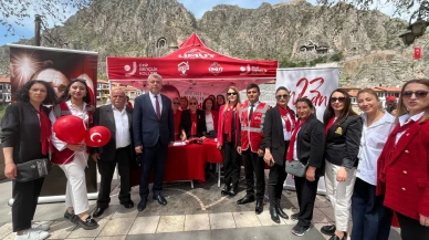 CHP’li Kadınlardan 23 Nisan’da Çocuklara Bayram Sürprizi!