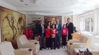 Merzifon'un Gururu: Sınav Koleji Türkiye 1.si Oldu