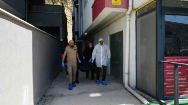 Apartmanı saran kokunun ardından vahşet çıktı