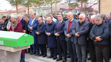 Bakan Güler, Bayburt’ta cenaze namazına katıldı