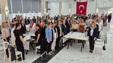 CHP Merzifon Kadın Kolları’ndan Anlamlı Anneler Günü Etkinliği