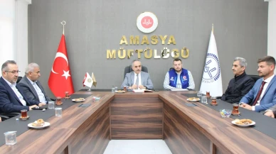 Amasya’da Vekaletle Kurban Organizasyonu İçin Din Görevlileriyle Toplantı Yapıldı
