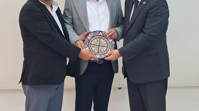 Merzifon’a Anlamlı Ödül: Başkan Barış Kurt’a “En Aktif Oda Başkanı” Plaketi