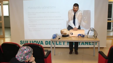 Suluova Devlet Hastanesi Personeline Hayat Kurtaran CPR Eğitimi
