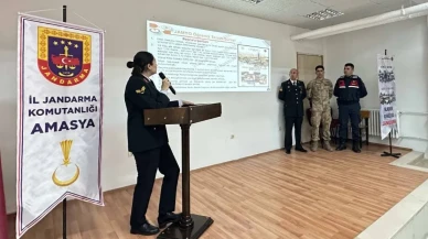 Gümüşhacıköy’de Liselilere Yönelik Kariyer Günleri: Jandarma Tanıtımı Yapıldı