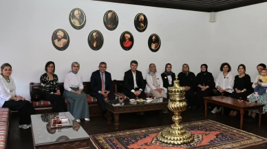 Vali Bakan’dan Sanata Vefa: Geleneksel El Emeği Sergisine Ziyaret