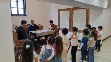 Amasya’da Miniklerden Annelerine Kültürle Dolu Hediyeler