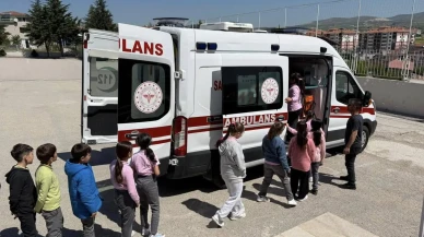 “Yaşama Yol Ver” Etkinliğiyle Miniklere 112 Acil Sağlık Eğitimi Verildi