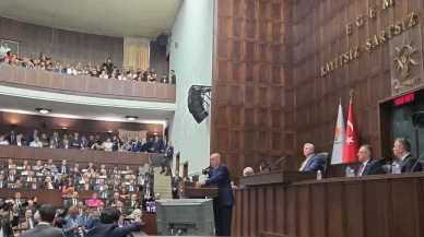 Hasan Çilez Grup Toplantısında Divan Görevinde