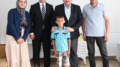 Prof. Dr. Mustafa Şentop ve Vali Önder Bakan’dan Depremzede Aileye Anlamlı Ziyaret