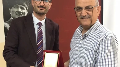Amasya Üniversitesi’nde Vefa Buluşması: Öğr. Gör. Ahmet Değer Tütenk’e Anlamlı Veda