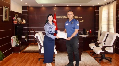 Emniyet Amiri Burak Çimen’e Başarı Belgesi