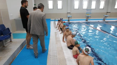 Başkan Rıfat Uzun’dan Yüzme Kurslarına Ziyaret
