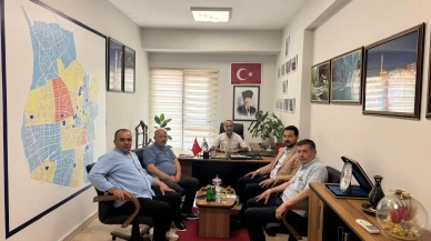 AK Parti Merzifon İlçe Başkanı Emre Keleş’ten Muhtarlar Birliği’ne Ziyaret