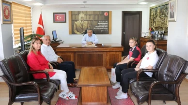 Türkiye İkincisi Simay Köse, Kaymakam Karaaslan’ı Ziyaret Etti