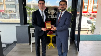Taşova Kaymakamı Salih Kartal, Müftü Ferhat Koçak’ın Veda Yemeğine Katıldı