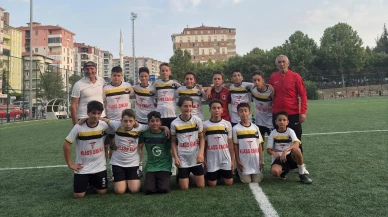 Merzifon 2018 Spor Kulübü Minikleri Çorum’da Sahaya Çıktı