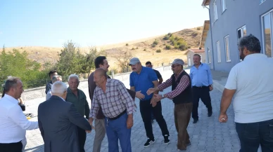 AK Parti Heyeti Göynücek'te Köy Halkıyla Bir Arada