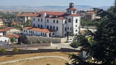Yeni Kütüphane Binasında Son Rötuşlar: Tarihi Kızlar Mektebi Açılışa Hazırlanıyor