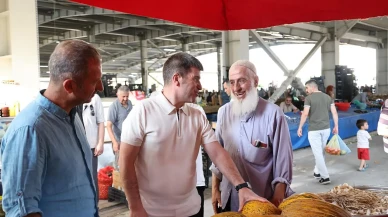 Amasya Valisi Önder Bakan Bahçeleriçi Semt Pazarında Vatandaşlarla Buluştu