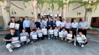 Amasya'da Hafızlar Belgelerine Kavuştu