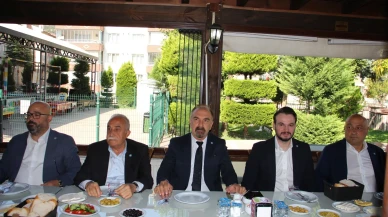 İYİ Parti Basın Toplantısı Düzenledi
