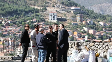 Vali Bakan, Arkeolojik Kazı Çalışmalarını Yerinde Gördü