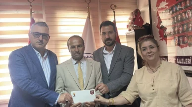 Başkan Cuma’nın Mektubunu Vekil Çilez Teslim Etti