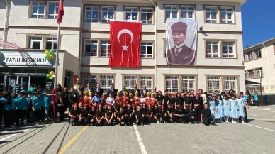 Merzifon Fatih İlkokulu’nda İlköğretim Haftası Coşkuyla Kutlandı