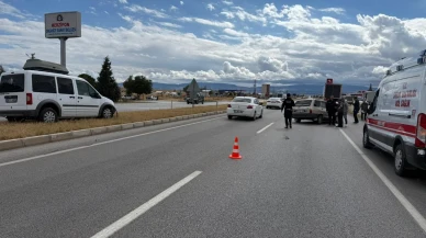 Merzifon'da Zincirleme Kaza: 3 Araç Çarpıştı, 2 Yaralı