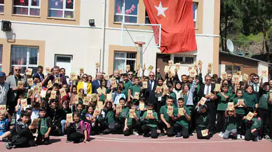 Rektör Turabi’den “Hicabi: Zaman Yolculuğu” Çizgi Romanı