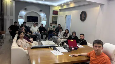 AK Parti Merzifon Gençlik Kolları Haftalık Toplantısını Gerçekleştirdi