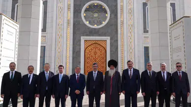 Vekil İpek Türkmenistan’da Tarihi Ziyarette