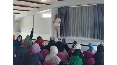 Merzifon'da Gençlere Bağımlılık Semineri