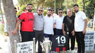 Çorum FK Şampiyonluk Kupasını Kemal Bolat'a Götürdü