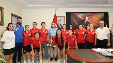 Amasis’e 2. Lig Yolcularına Tebrik