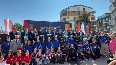 Merzifon'da Gençlik Merkezi Coşkusu! Bakan Bak'tan Görkemli Açılış