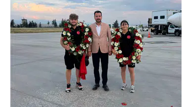Avrupa Şampiyonu Zehra Nur’a Coşkulu Karşılama