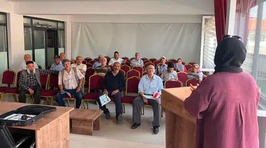 Taşova’da Çiftçilere B-Reçete Sistemi Anlatıldı