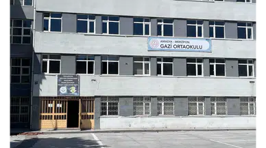 Merzifon Gazi Ortaokulu’nda Tahliye Başladı