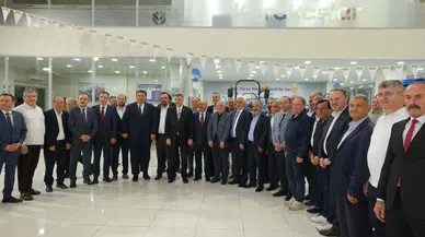 Bakan Çiftçi Karakaşlar Traktör’de İş İnsanları ve Çiftçilerle Buluştu