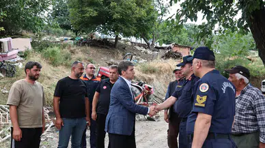 Amasya Valisi Bakan Kayıp Gencin Ailesinin Yanında