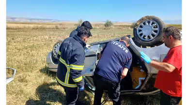 Merzifon'da Feci Kaza: Sürücü Araçta Sıkıştı