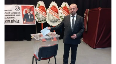Kurt, Başkanla Devam