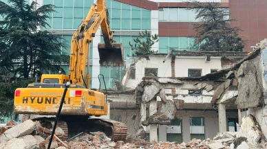 Merzifon’a  Modern Banka İçin İlk Kazma Vuruldu