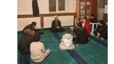 Şehitlerin Kalbi Camilerde Buluşuyoruz