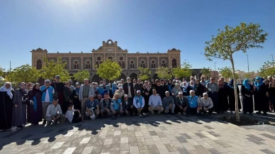 Amasya Umrecileri Medine’de Dualarla