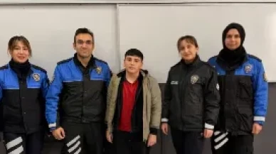 Merzifon Polislerinden Alkışlık Davranış