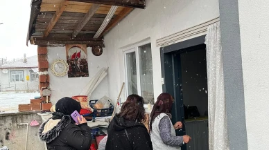 Merzifon’da AK Kadınlardan Kapı Kapı Gönül Köprüleri!