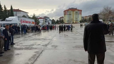 Umre Yolcuları Dualarla Uğurlandı